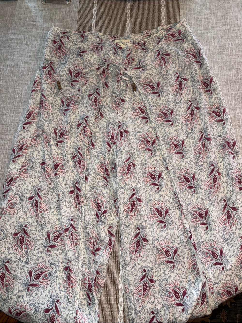 Women's Paisley Print Drawstring Shorts - White & Burgundy- super flowy wide leg
